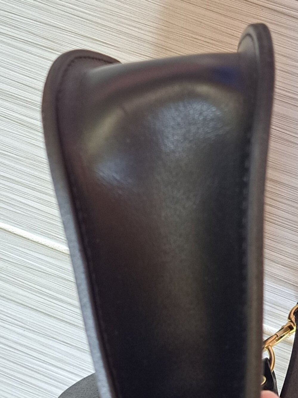 Howl + Hide Alice Crossbody Bag 2-In-1 Full Grain Leather Brass Black 8"x6"x3" - Picture 14 of 16